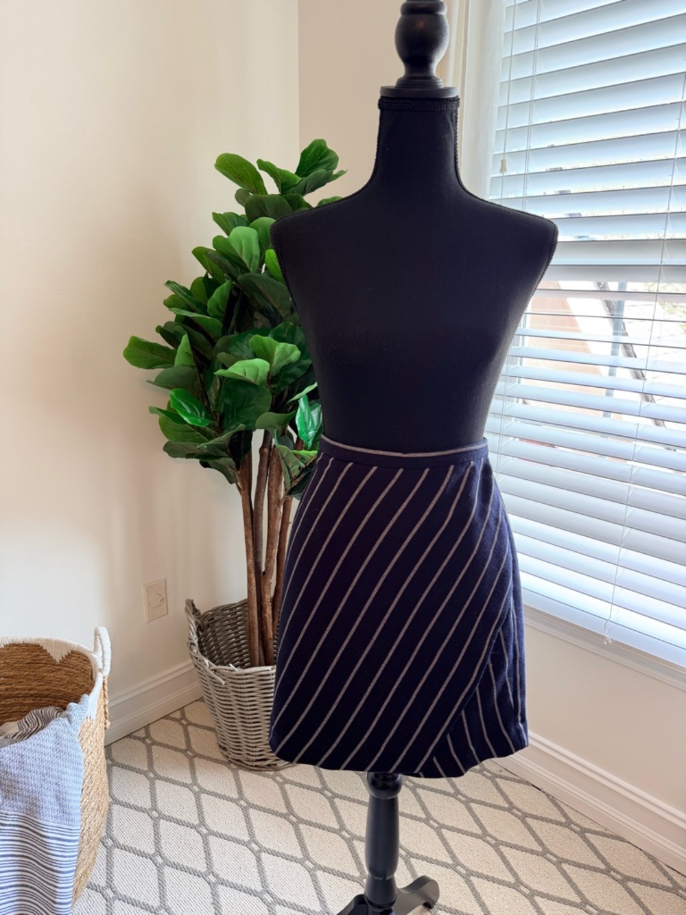 Banana Republic Navy Skirt with White Diagonal Stripe Accents